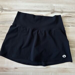 Vuori black volley skirt - small